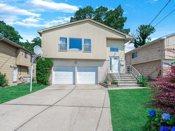23 Genevieve Place Great Neck, NY House Active - Photo 1 of 23. Opens carousel modal