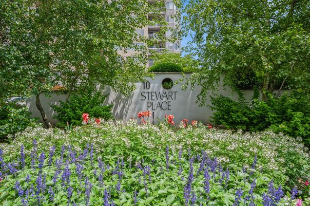 10 Stewart Place Unit 10EW