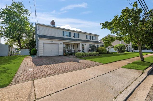 74 Forest Avenue