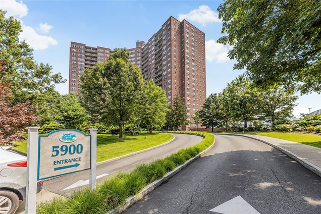 5900 Arlington Avenue Unit 11N Bronx, NY House Active - Photo 1 of 18. Opens carousel modal
