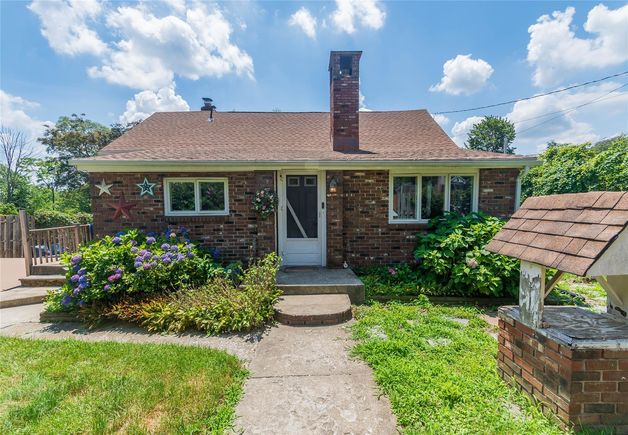 15 Perry Place Lake Peekskill, NY House Active - Photo 1 of 41. Opens carousel modal
