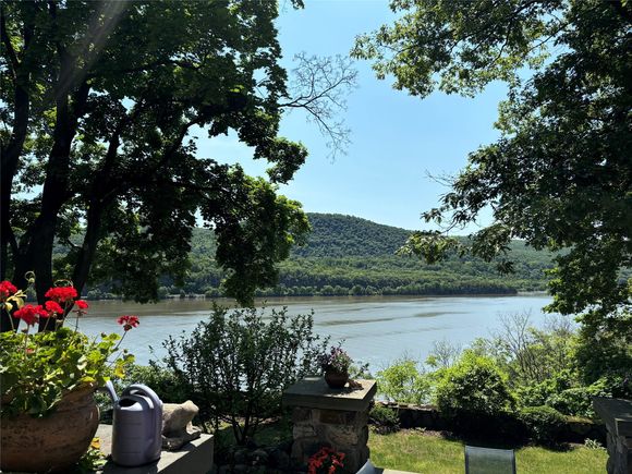 27 Webb Lane Unit 1N Highland Falls, NY Apartment Active - Photo 1 of 1. Opens carousel modal