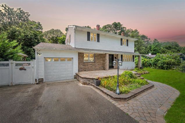 8 Brenner Road