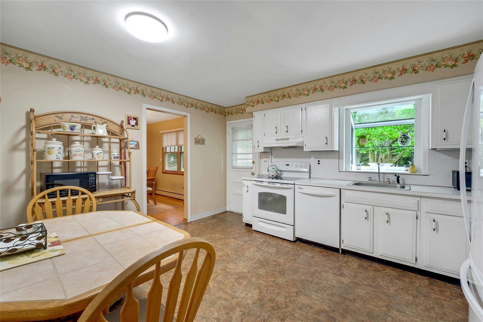 263 Memorial Dr Hawthorne NY - 218 KEY889702 12 1753465537