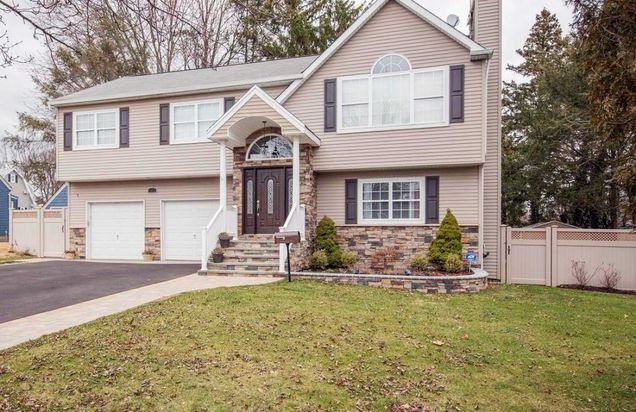 2 Walker Avenue Syosset, NY House Active - Photo 1 of 11. Opens carousel modal