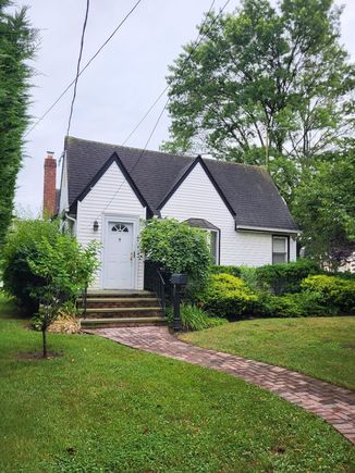 2 Dorothy Court