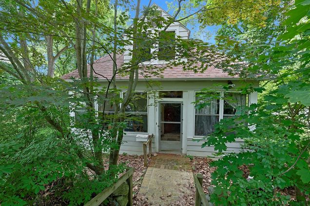 681 Sherman Avenue Thornwood, NY House Active - Photo 1 of 17. Opens carousel modal