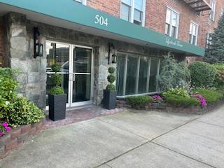 504 Merrick Rd Road Unit 4A