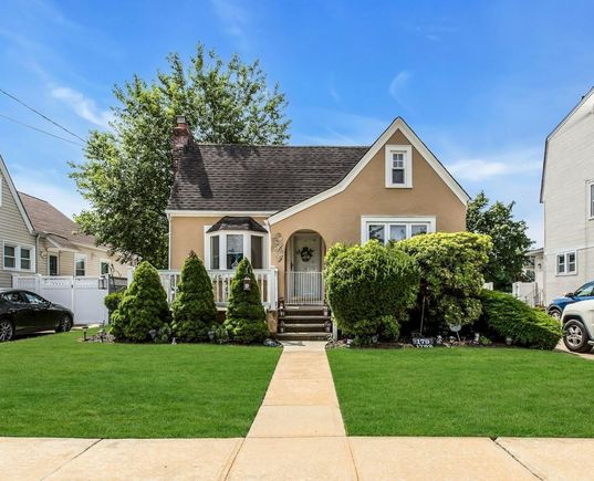 179 Commonwealth Avenue Merrick, NY House Active - Photo 1 of 21. Opens carousel modal