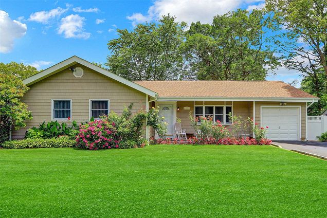 17 Tupper Avenue