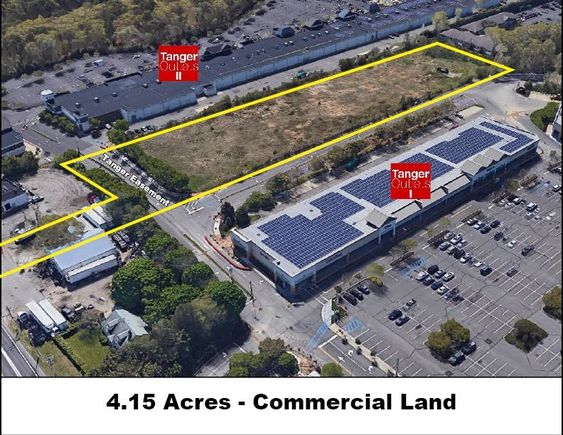 2009 Old Country Road Riverhead, NY Plot of land Active - Photo 1 of 9. Opens carousel modal