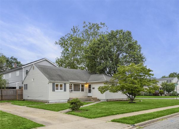 8 Farmedge Road