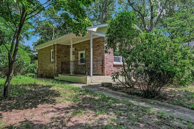 108 Maple Avenue