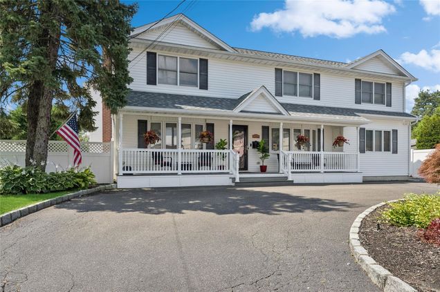250 N Poplar Street