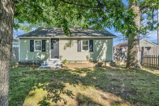 69 Commack Road North Babylon, NY House Active - Photo 1 of 23. Opens carousel modal
