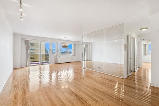 10230 66 Road Unit 19D