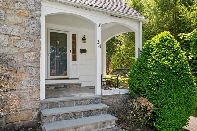 34 Helena Avenue Yonkers, NY House Active - Photo 1 of 22. Opens carousel modal