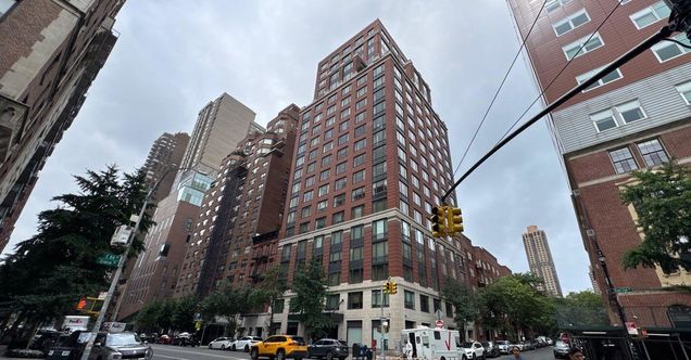 90 E End Avenue Unit 10B New York (Manhattan), NY Condo Active - Photo 1 of 4. Opens carousel modal