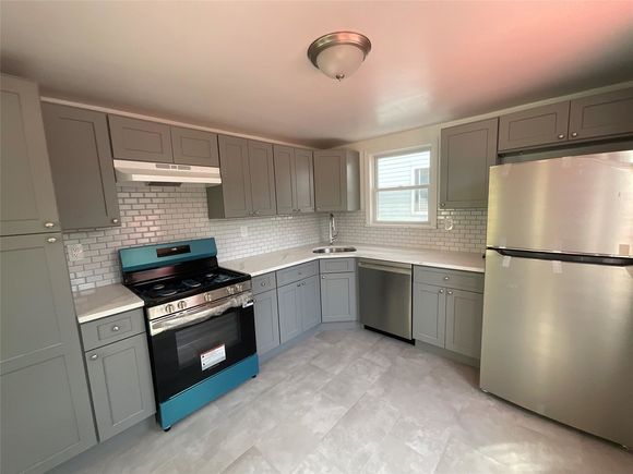 663 Nasby Place