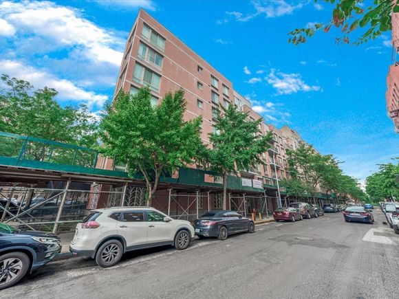 715 Fox Street Unit 4G