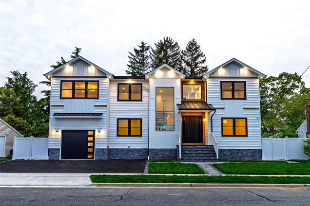 2456 8th Street