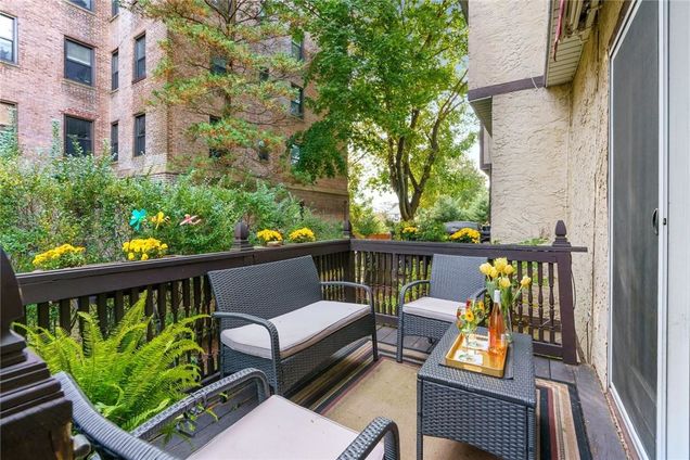 159 Centre Avenue Unit 3 New Rochelle, NY Condo Sold - Photo 1 of 1. Opens carousel modal