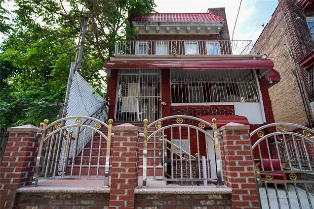 1723 Montgomery Avenue Bronx, NY Multifamily Sold - Photo 1 of 1. Opens carousel modal