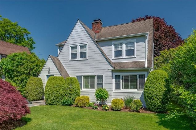 367 Old Mamaroneck Road White Plains, NY House Sold - Photo 1 of 1. Opens carousel modal