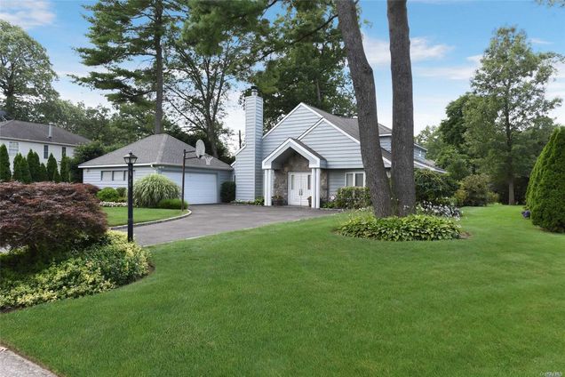202 Parkway Drive Roslyn Heights, NY House Sold - Photo 1 of 1. Opens carousel modal