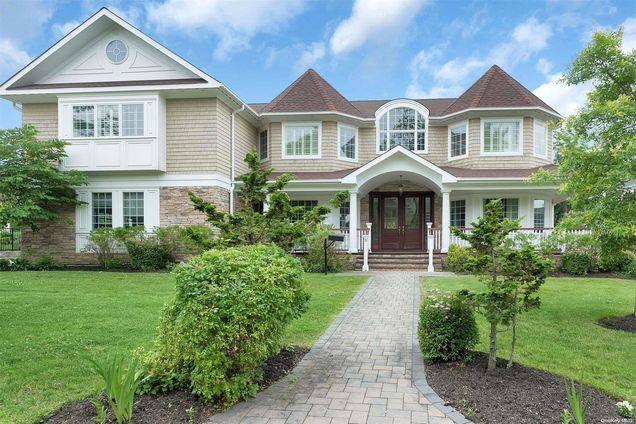 78 Swan Court East Hills, NY House Sold - Photo 1 of 1. Opens carousel modal