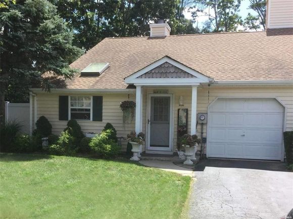 530 Race Place Unit 530 Oakdale, NY Condo Sold - Photo 1 of 1. Opens carousel modal