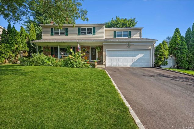 27 Redwood Court Glen Cove, NY House Sold - Photo 1 of 1. Opens carousel modal