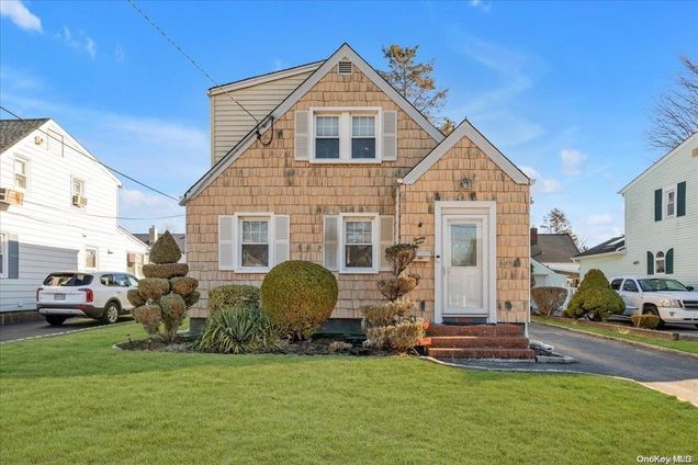 24 Grattan Street New Hyde Park, NY House Sold - Photo 1 of 1. Opens carousel modal