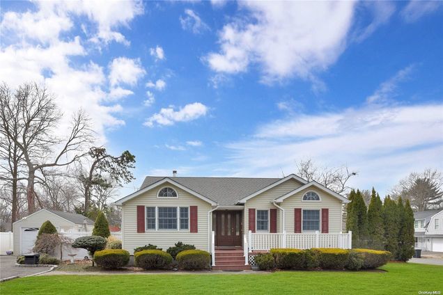 4 Audubon Street Nesconset, NY House Sold - Photo 1 of 1. Opens carousel modal