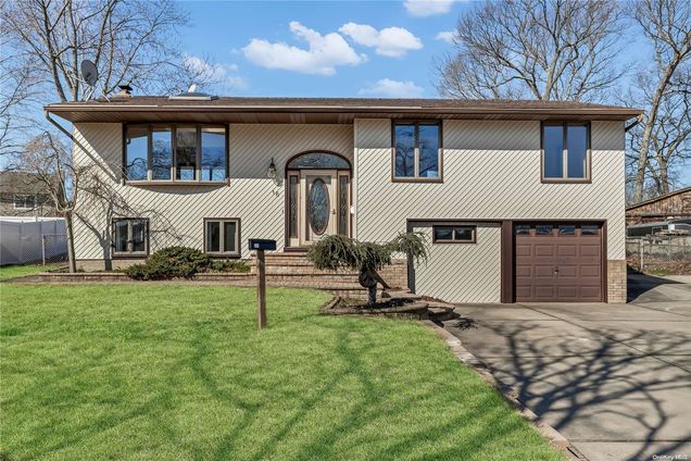 16 Abbey Drive Commack, NY House Sold - Photo 1 of 1. Opens carousel modal