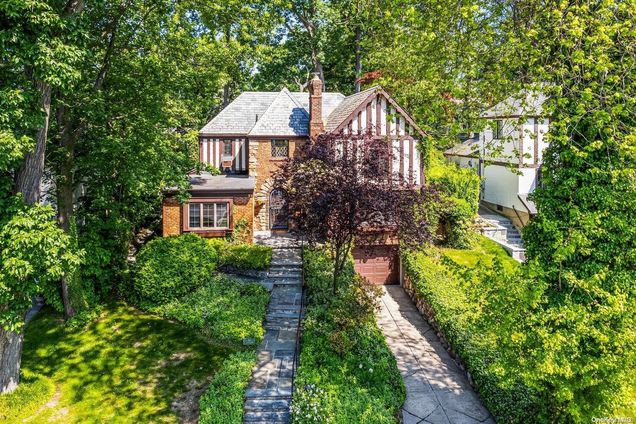 21 Rockywood Road Manhasset, NY House Sold - Photo 1 of 1. Opens carousel modal