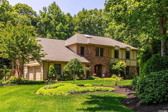 17 Wandering Way Smithtown, NY House Sold - Photo 1 of 1. Opens carousel modal