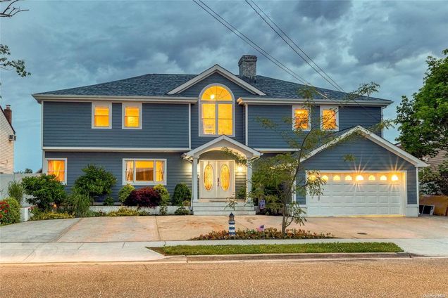 2976 Islip Court Wantagh, NY House Sold - Photo 1 of 1. Opens carousel modal