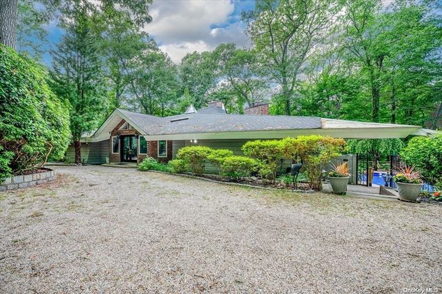 29 Lloyd Lane Lloyd Harbor, NY House Sold - Photo 1 of 1. Opens carousel modal