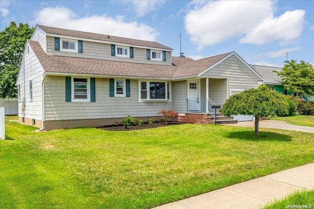 22 Scholl Drive Farmingdale, NY House Sold - Photo 1 of 1. Opens carousel modal