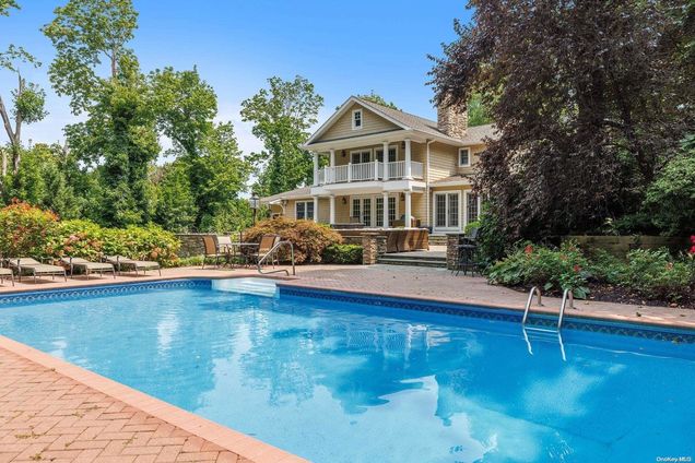 5 Pheasant Lane Northport, NY House Sold - Photo 1 of 1. Opens carousel modal