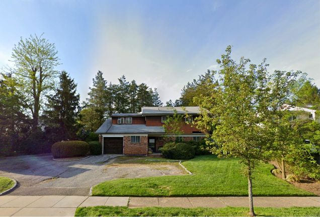 15 Glen Lane Kings Park, NY House Sold - Photo 1 of 1. Opens carousel modal