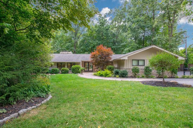 3040 Oakridge Road Upper Arlington, OH House Sold - Photo 1 of 83. Opens carousel modal
