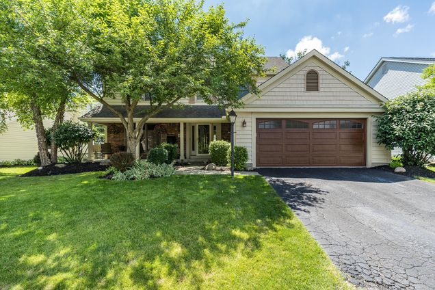 4695 Shineystone Way Hilliard, OH House Sold - Photo 1 of 45. Opens carousel modal