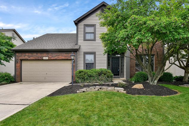 3742 Pleasantbrook Drive Hilliard, OH House Sold - Photo 1 of 35. Opens carousel modal