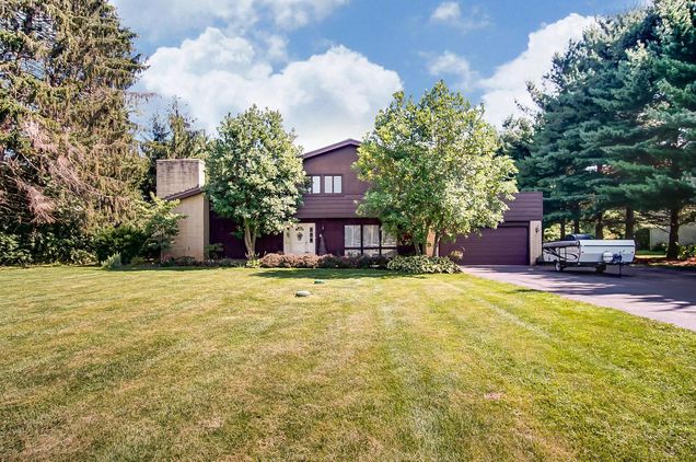 4660 Winchester Pike Columbus, OH House Sold - Photo 1 of 41. Opens carousel modal