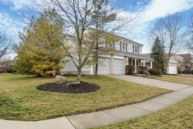 4765 River Run Drive Hilliard, OH House Sold - Photo 1 of 25. Opens carousel modal