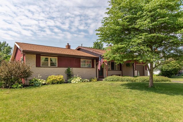 3163 Angela Drive Grove City, OH House Sold - Photo 1 of 39. Opens carousel modal