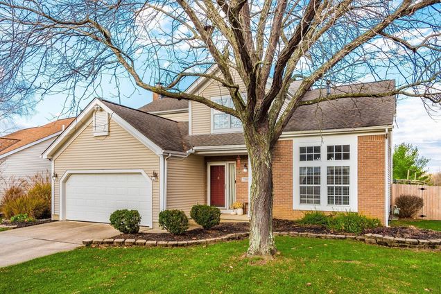 7808 Oakland Hills Court Pickerington, OH House Sold - Photo 1 of 36. Opens carousel modal