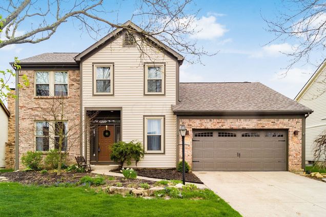 3805 Pleasantbrook Drive Hilliard, OH House Sold - Photo 1 of 38. Opens carousel modal